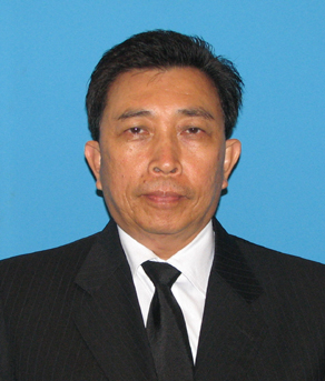 นายวิรัตน์ กัลยาศิริ