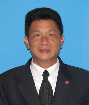 นายสุรพงษ์ อึ้งอัมพรวิไล