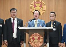 ����Ѥ�പ ǧ��Էѡ���è�� �ɡ��ä��������ҧ�ҵ� ��Ф�� �ŧ���� ����ǡѺ��ҧ����Ҫ�ѭ�ѵԡ���觢ѹ�ҧ��ä�� (��Ѻ��� ..) �.�. �.